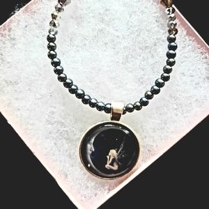 ESTATE FIND VINTAGE FAIRY CABECHON PENDANT ON A SWAROVSKI BEADED 1SIZE BRACELET